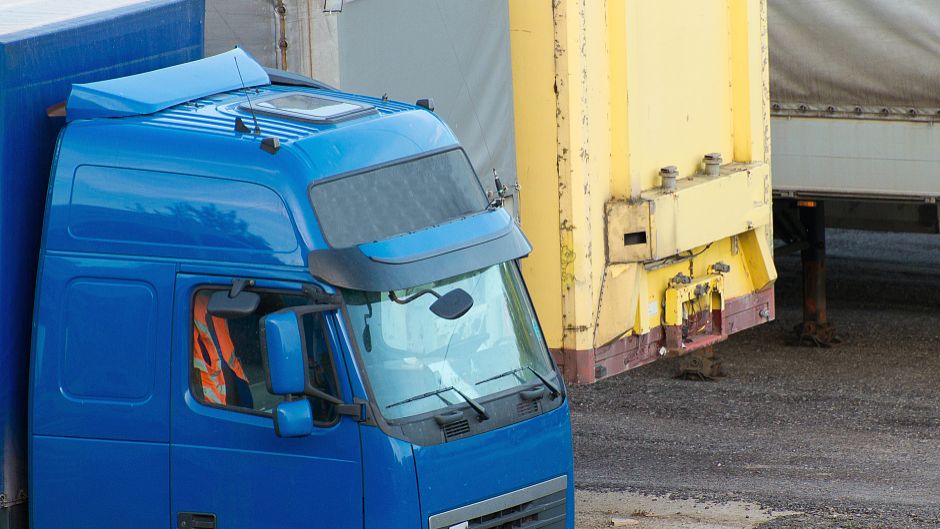 张家口搬家公司货车